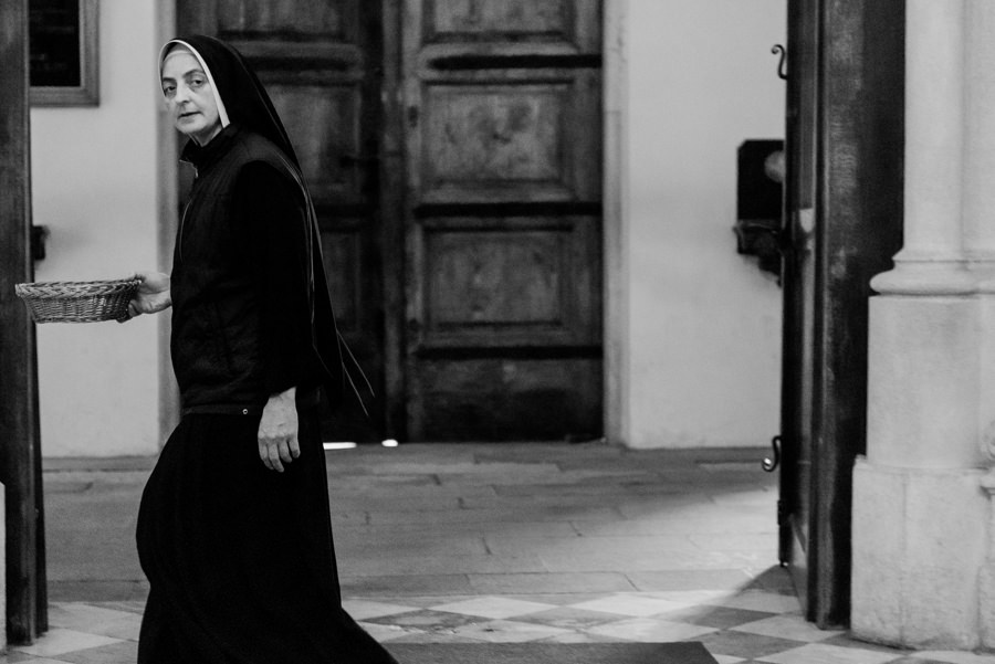 rustykalne wesele, rustykalny ślub, ślub w stodole, wesele w stodole, folwark wiązy, reportaż ślubny, nietypowe wesele, wesele z klasą, najlepszy fotograf ślubny, ślub w krakowie, wesele w folwarku wiązy, piękny ślub, ślub, wesele