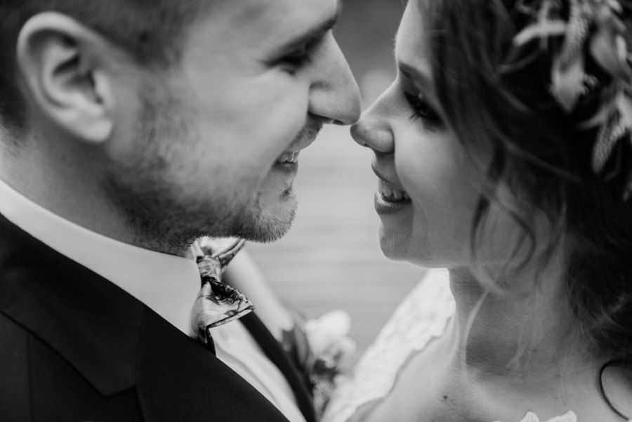 rustykalne wesele, rustykalny ślub, ślub w stodole, wesele w stodole, folwark wiązy, reportaż ślubny, nietypowe wesele, wesele z klasą, najlepszy fotograf ślubny, ślub w krakowie, wesele w folwarku wiązy, piękny ślub, ślub, wesele