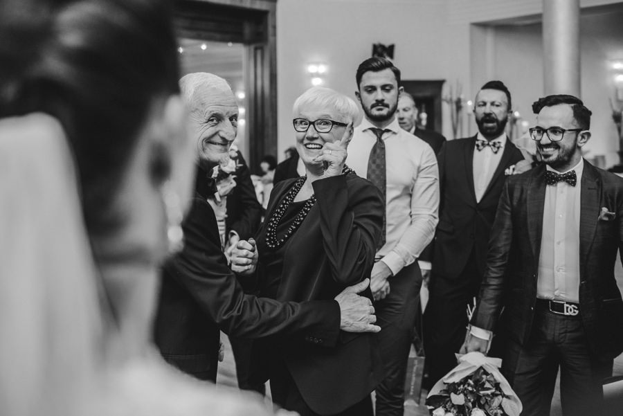 fotografia slubna katowice, reportaz slubny, wesele w hotelu rezydencja luxury , slub w bazylice w piekarach slaskich, wesele z klasa