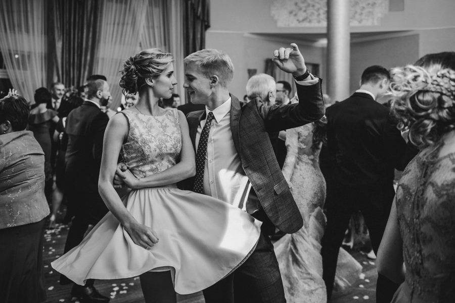 fotografia slubna katowice, reportaz slubny, wesele w hotelu rezydencja luxury , slub w bazylice w piekarach slaskich, wesele z klasa