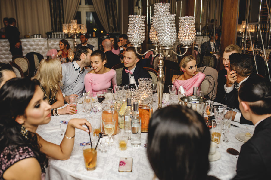 fotografia ślubna katowice, reportaż ślubny, wesele w hotelu rezydencja luxury & spa, ślub w bazylice w piekarach śląskich, wesele z klasą