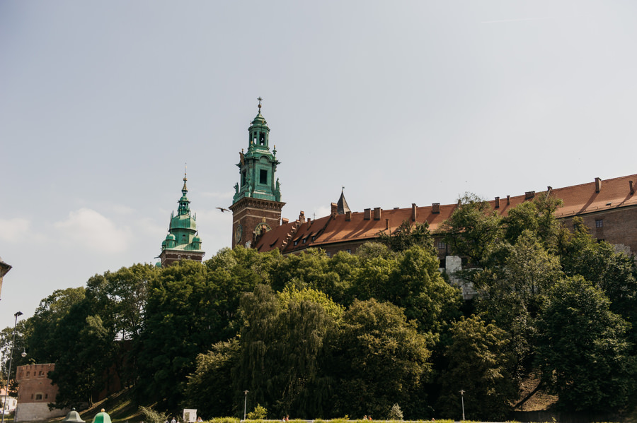 zamek w niepołomicach, przyjęcie na zamku, wesele na zamku, ślub w krakowie, kościół św barbary, ślub w krakowie, ślub klasyczny, niepołomice, klasyczne wesele, międzynarodowe wesele