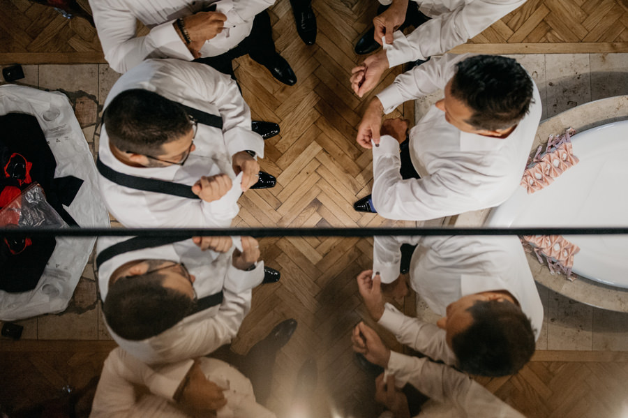 zamek w niepołomicach, przyjęcie na zamku, wesele na zamku, ślub w krakowie, kościół św barbary, ślub w krakowie, ślub klasyczny, niepołomice, klasyczne wesele, międzynarodowe wesele