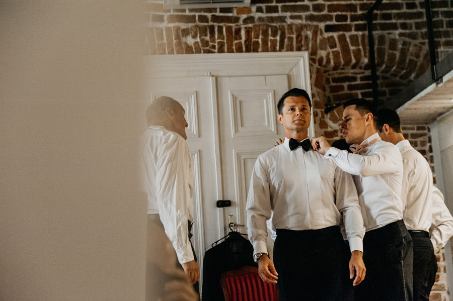 zamek w niepołomicach, przyjęcie na zamku, wesele na zamku, ślub w krakowie, kościół św barbary, ślub w krakowie, ślub klasyczny, niepołomice, klasyczne wesele, międzynarodowe wesele