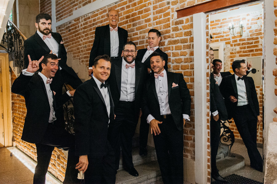 zamek w niepołomicach, przyjęcie na zamku, wesele na zamku, ślub w krakowie, kościół św barbary, ślub w krakowie, ślub klasyczny, niepołomice, klasyczne wesele, międzynarodowe wesele