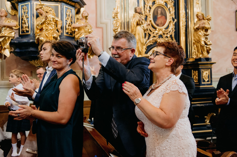 zamek w niepołomicach, przyjęcie na zamku, wesele na zamku, ślub w krakowie, kościół św barbary, ślub w krakowie, ślub klasyczny, niepołomice, klasyczne wesele, międzynarodowe wesele