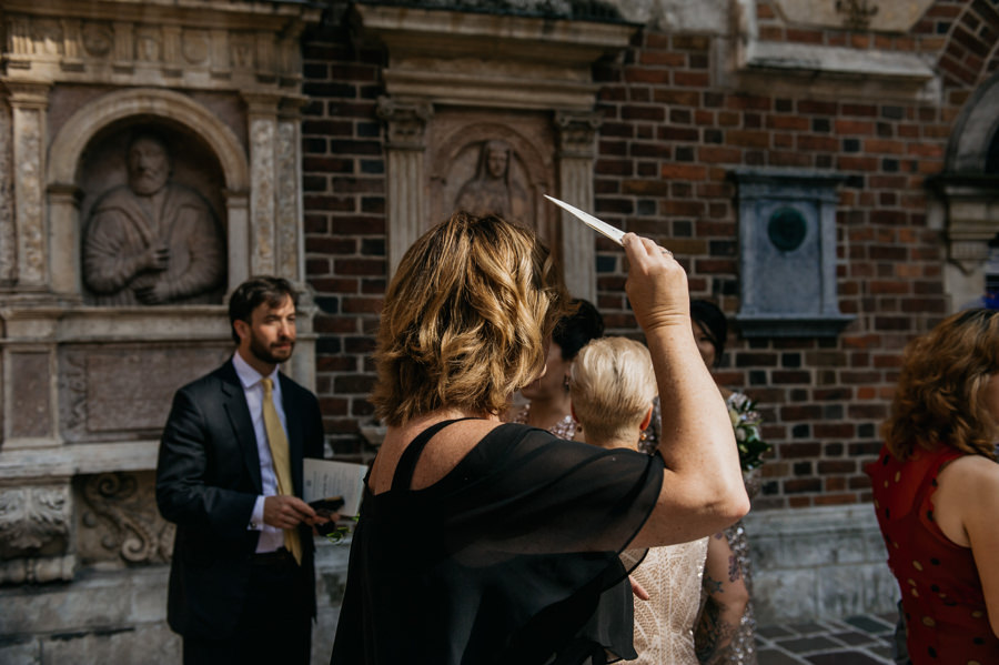 zamek w niepołomicach, przyjęcie na zamku, wesele na zamku, ślub w krakowie, kościół św barbary, ślub w krakowie, ślub klasyczny, niepołomice, klasyczne wesele, międzynarodowe wesele