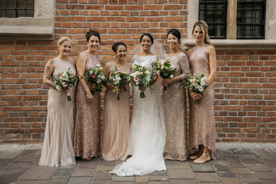 zamek w niepołomicach, przyjęcie na zamku, wesele na zamku, ślub w krakowie, kościół św barbary, ślub w krakowie, ślub klasyczny, niepołomice, klasyczne wesele, międzynarodowe wesele