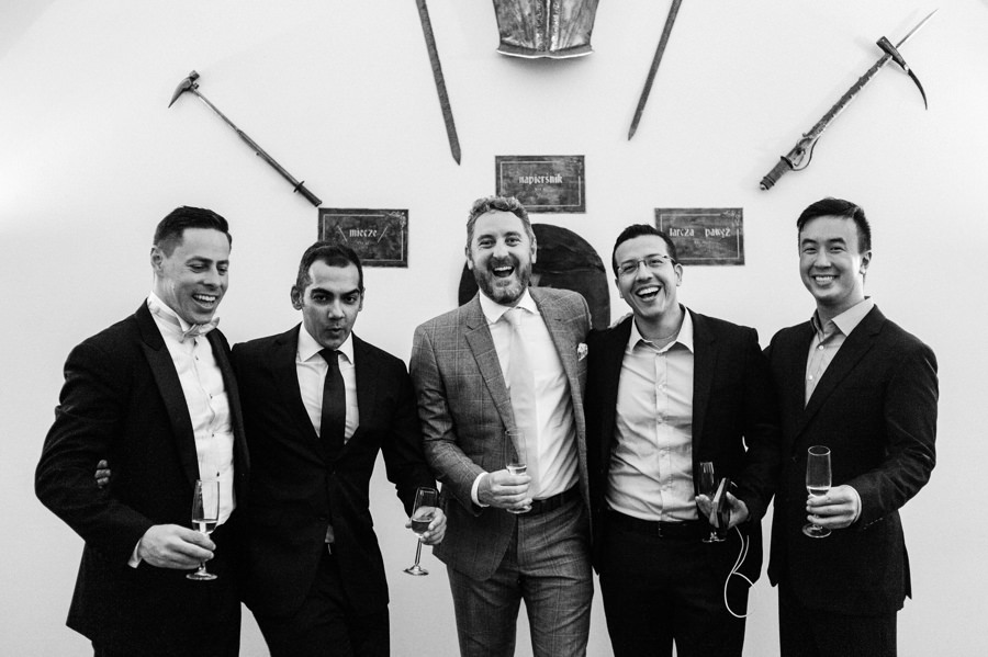 zamek w niepołomicach, przyjęcie na zamku, wesele na zamku, ślub w krakowie, kościół św barbary, ślub w krakowie, ślub klasyczny, niepołomice, klasyczne wesele, międzynarodowe wesele