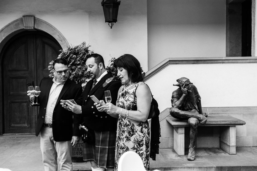 zamek w niepołomicach, przyjęcie na zamku, wesele na zamku, ślub w krakowie, kościół św barbary, ślub w krakowie, ślub klasyczny, niepołomice, klasyczne wesele, międzynarodowe wesele