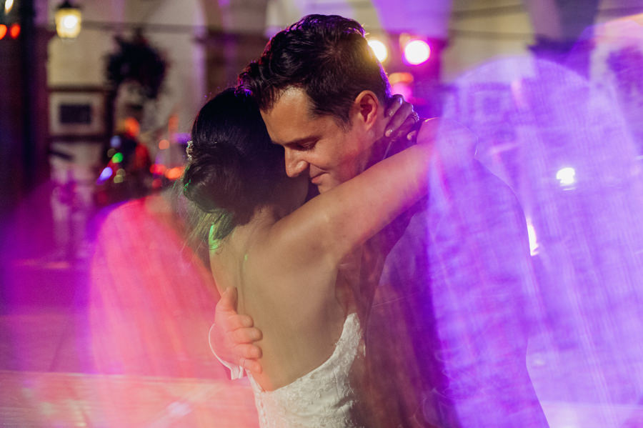 zamek w niepołomicach, przyjęcie na zamku, wesele na zamku, ślub w krakowie, kościół św barbary, ślub w krakowie, ślub klasyczny, niepołomice, klasyczne wesele, międzynarodowe wesele