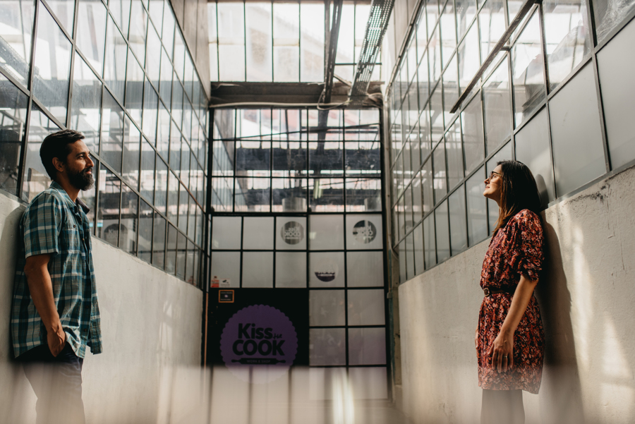 sesja narzeczenska, lifestyle'owa sesja dla par, sesja narzeczeńska w mieście, miłość, 