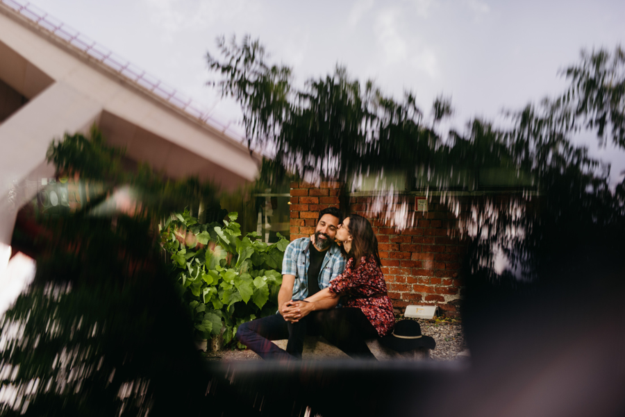 sesja narzeczenska, lifestyle'owa sesja dla par, sesja narzeczeńska w mieście, miłość, 