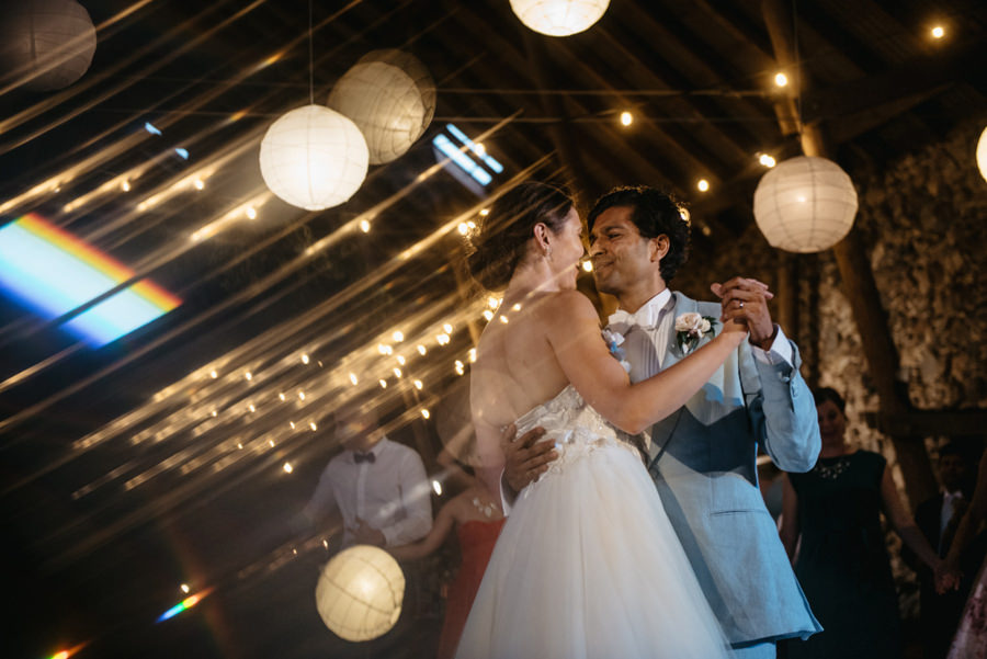 folwark wąsowo, romantyczny ślub w plenerze, rustykalne wesele, wesele w stodole, ceremonia plenerowa