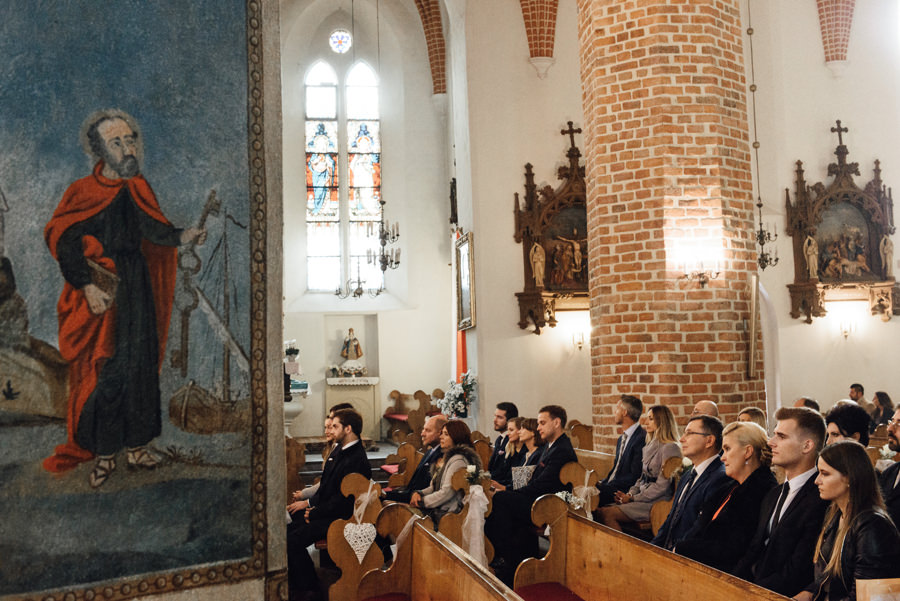 cegielnia rzucewo, ślub w plenerze, rustykalne wesele, reportaż ślubny, nietypowe wesele, ślub rystukalny, lmfoto, wesele nad morzem, wyjąkowy ślub, wymarzony ślub w polsce, wesele w cegielni rzucewo