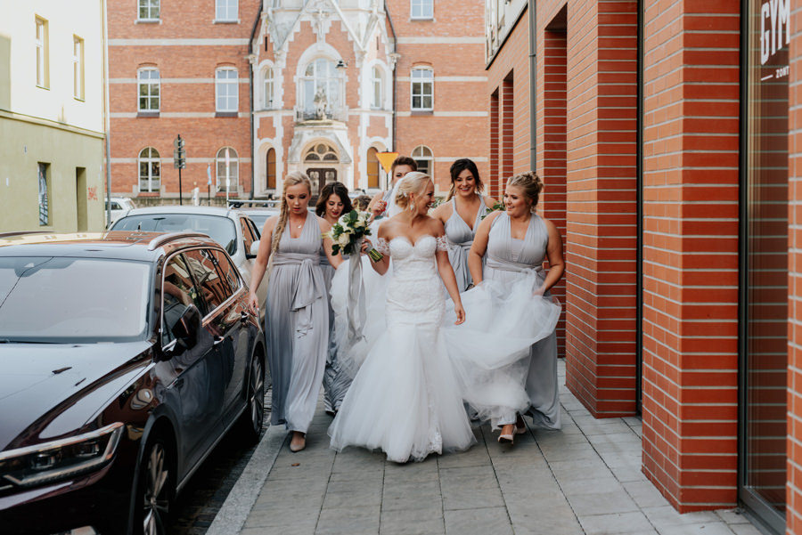 druhny w drodze na ślub, kazimierz, Kraków, Kościół Bożego Ciała