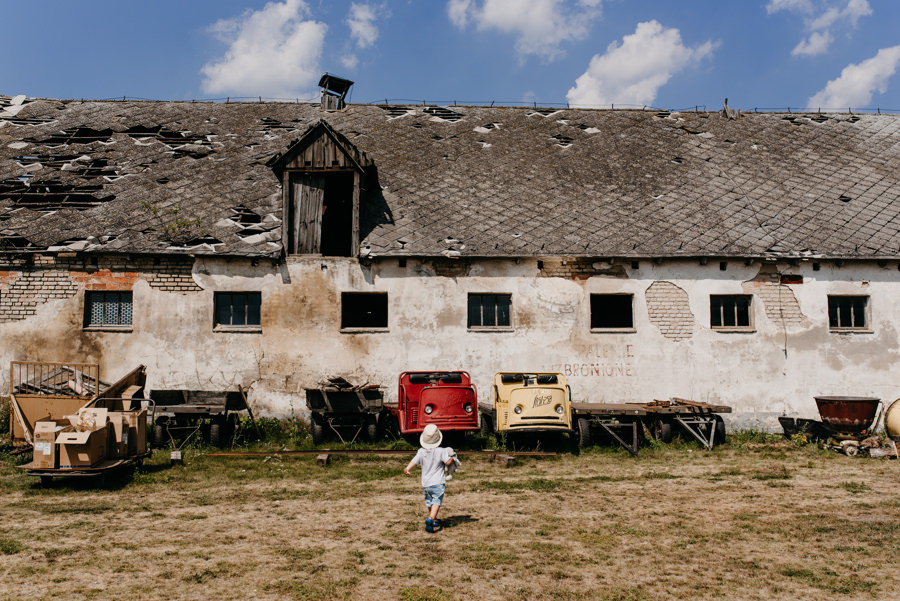 ceglarnia jarosławki, ślub w plenerze, wesele w stodole, rustykalne wesele, rustykalny ślub, lmfoto, wesele pod chmurką, castle party, wesele w plenerze, ślub plenerowy