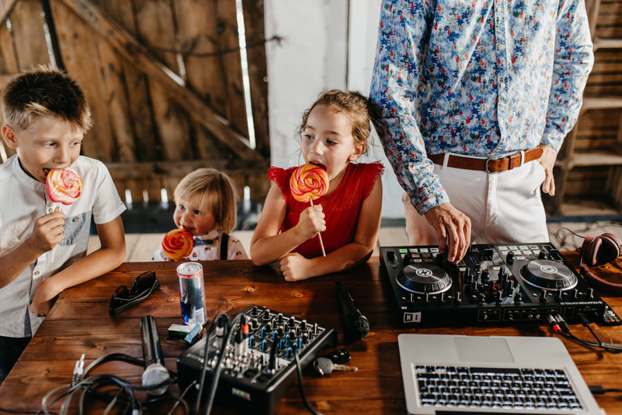 ceglarnia jarosławki, ślub w plenerze, wesele w stodole, rustykalne wesele, rustykalny ślub, lmfoto, wesele pod chmurką, castle party, wesele w plenerze, ślub plenerowy