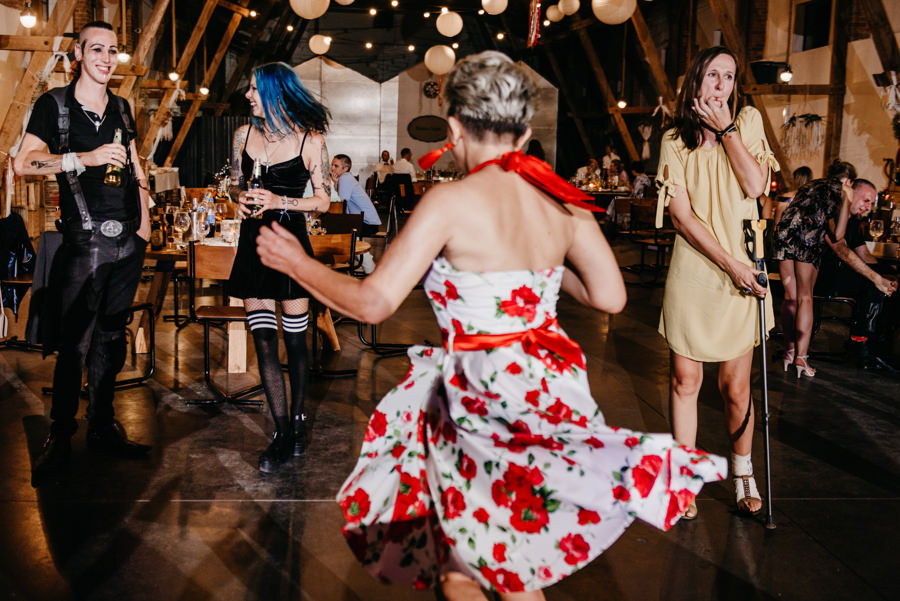 ceglarnia jarosławki, ślub w plenerze, wesele w stodole, rustykalne wesele, rustykalny ślub, lmfoto, wesele pod chmurką, castle party, wesele w plenerze, ślub plenerowy