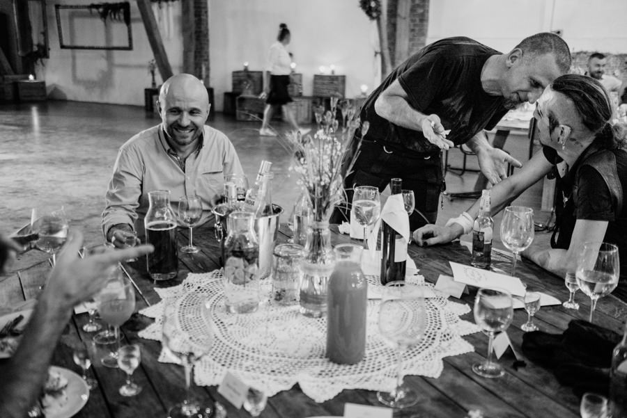 ceglarnia jarosławki, ślub w plenerze, wesele w stodole, rustykalne wesele, rustykalny ślub, lmfoto, wesele pod chmurką, castle party, wesele w plenerze, ślub plenerowy