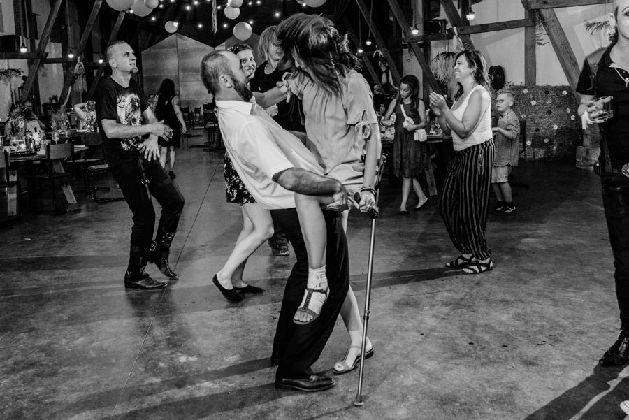 ceglarnia jarosławki, ślub w plenerze, wesele w stodole, rustykalne wesele, rustykalny ślub, lmfoto, wesele pod chmurką, castle party, wesele w plenerze, ślub plenerowy