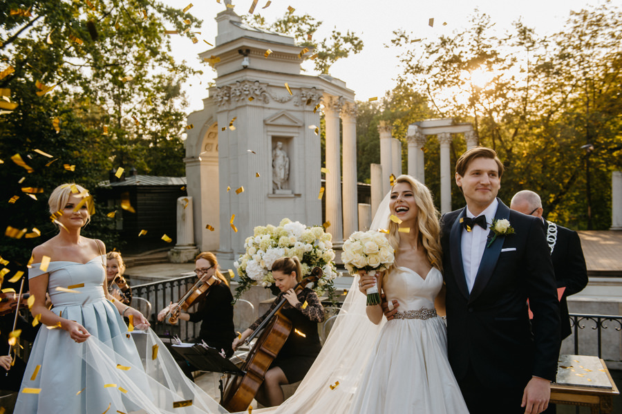 ślub plenerowy w Warszawie, Łazienki Królewskie, ślub w amfiteatrze, ceremonia ślubna w amfiteatrze w Warszawie