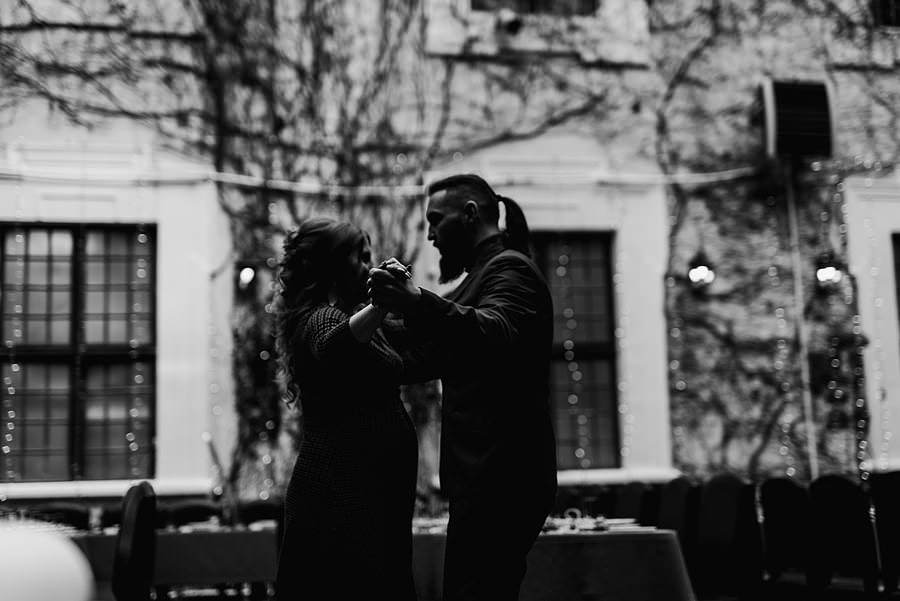 ślub na zamku, slub w plenerze, wesele na zamku, reportaz slubny, fotografia slubna, fotografa slubna warszawa, panna mloda, nietuzinkowy slub