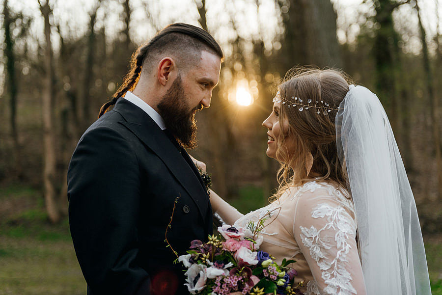 ślub na zamku, slub w plenerze, wesele na zamku, reportaz slubny, fotografia slubna, fotografa slubna warszawa, panna mloda, nietuzinkowy slub