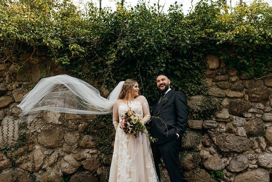 ślub na zamku, slub w plenerze, wesele na zamku, reportaz slubny, fotografia slubna, fotografa slubna warszawa, panna mloda, nietuzinkowy slub