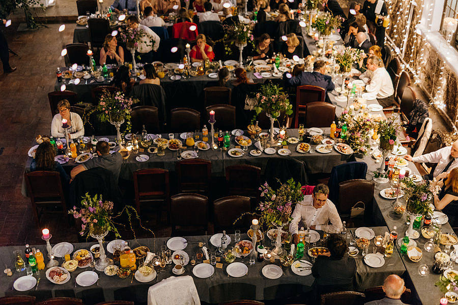 ślub na zamku, slub w plenerze, wesele na zamku, reportaz slubny, fotografia slubna, fotografa slubna warszawa, panna mloda, nietuzinkowy slub