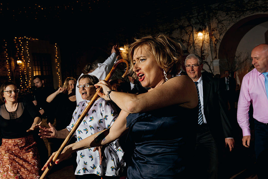 ślub na zamku, slub w plenerze, wesele na zamku, reportaz slubny, fotografia slubna, fotografa slubna warszawa, panna mloda, nietuzinkowy slub