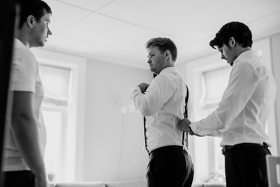 ślub w Norwegii, wesele w Norwegii, ślub w starym kościele, fotografia ślubna Norwegia, zagraniczny ślub, ślub za granicą, lmfoto, zdjecia ślubne, zagraniczna para młoda