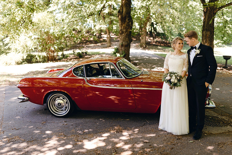 ślub w Norwegii, wesele w Norwegii, ślub w starym kościele, fotografia ślubna Norwegia, zagraniczny ślub, ślub za granicą, lmfoto, zdjecia ślubne, zagraniczna para młoda
