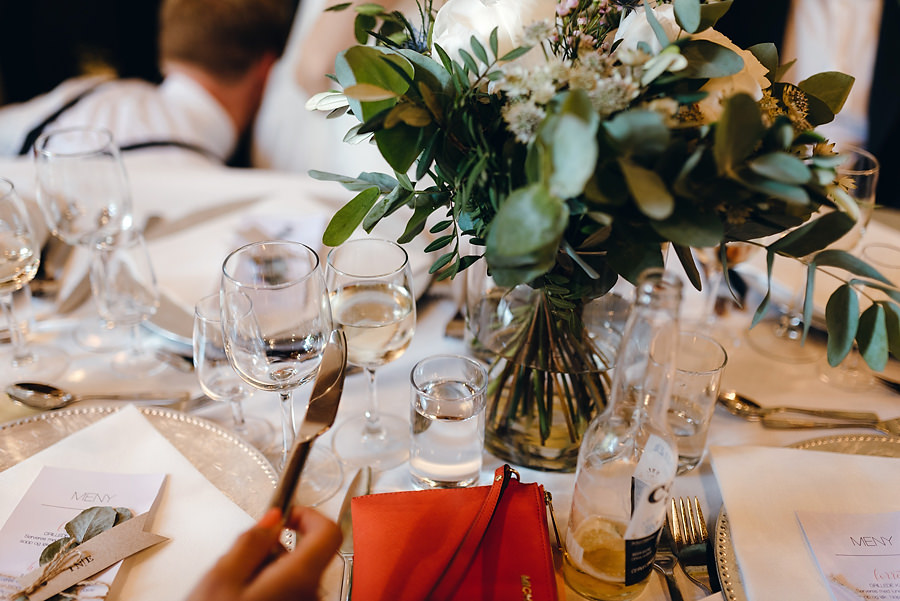 ślub w Norwegii, wesele w Norwegii, ślub w starym kościele, fotografia ślubna Norwegia, zagraniczny ślub, ślub za granicą, lmfoto, zdjecia ślubne, zagraniczna para młoda