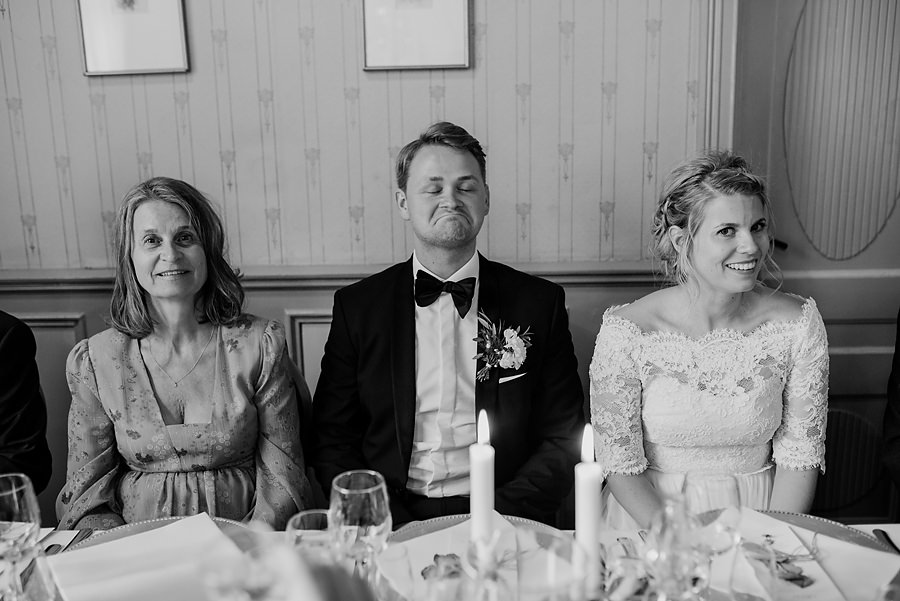 ślub w Norwegii, wesele w Norwegii, ślub w starym kościele, fotografia ślubna Norwegia, zagraniczny ślub, ślub za granicą, lmfoto, zdjecia ślubne, zagraniczna para młoda