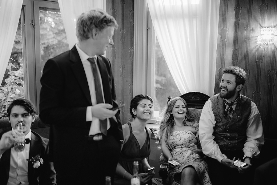 ślub w Norwegii, wesele w Norwegii, ślub w starym kościele, fotografia ślubna Norwegia, zagraniczny ślub, ślub za granicą, lmfoto, zdjecia ślubne, zagraniczna para młoda