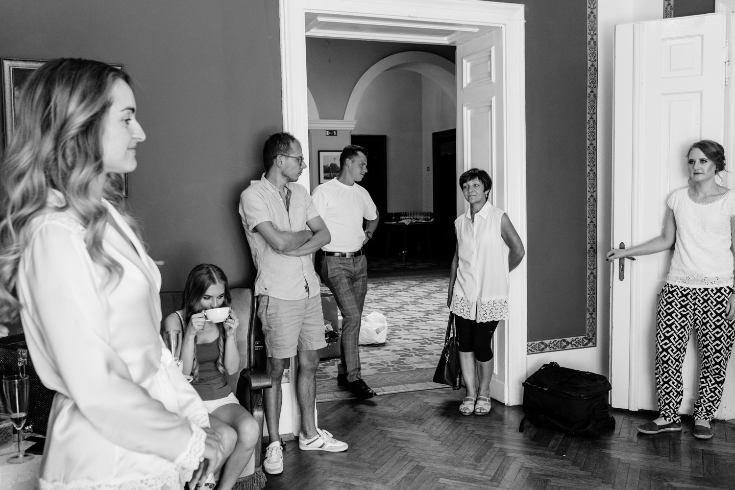 wesele w pałacu żeleńskich, pałac żeleńskich, wesele w plenerze, wesele pod chmurką, ślub plenerowy, ślub pod krakowem w plenerze, piękny rustykalny ślub, świetna zabawa na weselu, lmfoto