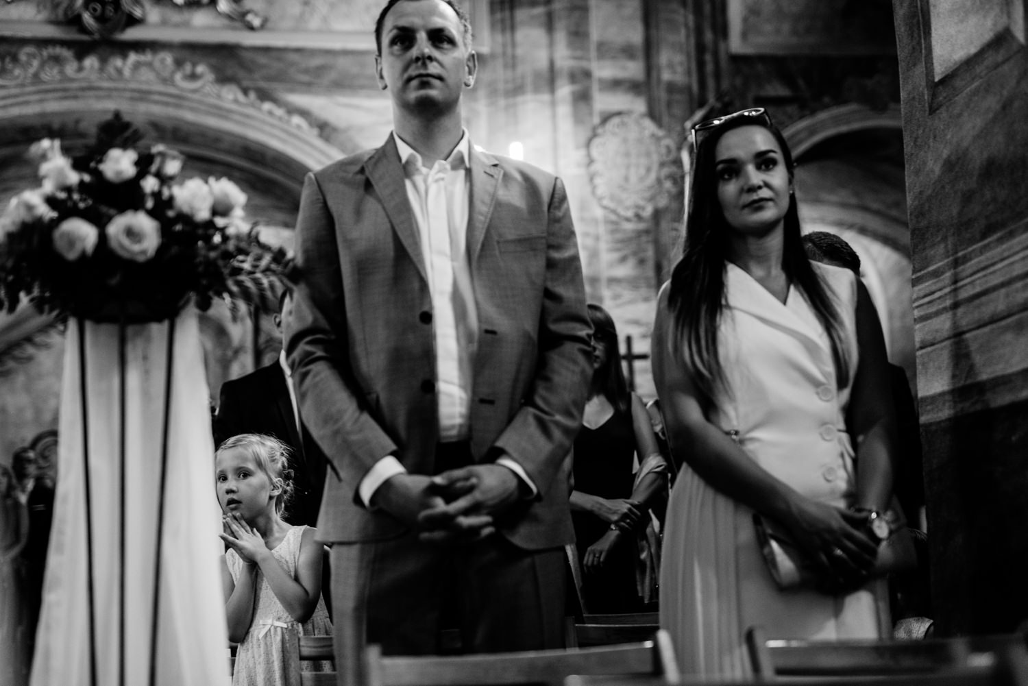 wesele w pałacu żeleńskich, pałac żeleńskich, wesele w plenerze, wesele pod chmurką, ślub plenerowy, ślub pod krakowem w plenerze, piękny rustykalny ślub, świetna zabawa na weselu, lmfoto