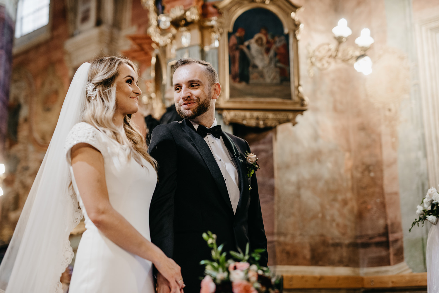 wesele w pałacu żeleńskich, pałac żeleńskich, wesele w plenerze, wesele pod chmurką, ślub plenerowy, ślub pod krakowem w plenerze, piękny rustykalny ślub, świetna zabawa na weselu, lmfoto