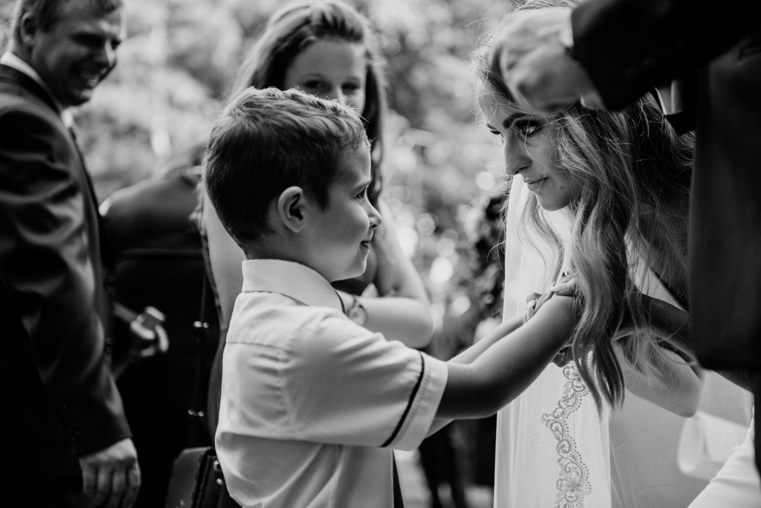 wesele w pałacu żeleńskich, pałac żeleńskich, wesele w plenerze, wesele pod chmurką, ślub plenerowy, ślub pod krakowem w plenerze, piękny rustykalny ślub, świetna zabawa na weselu, lmfoto