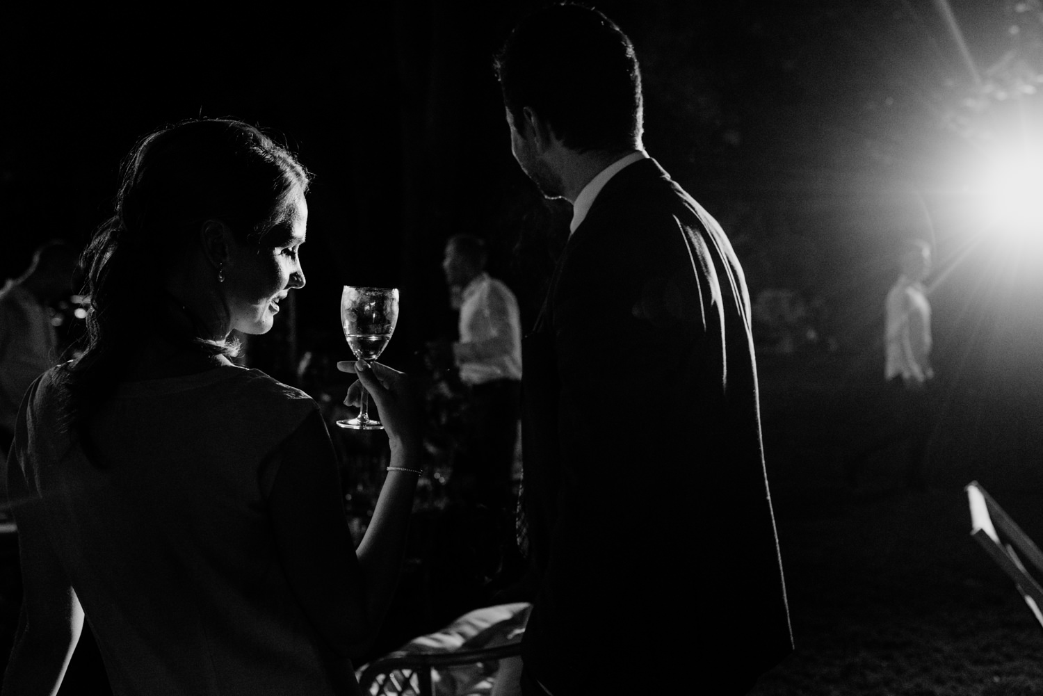 wesele w pałacu żeleńskich, pałac żeleńskich, wesele w plenerze, wesele pod chmurką, ślub plenerowy, ślub pod krakowem w plenerze, piękny rustykalny ślub, świetna zabawa na weselu, lmfoto