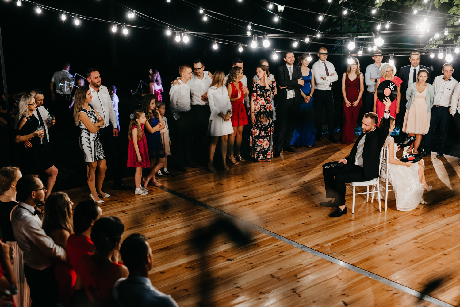 wesele w pałacu żeleńskich, pałac żeleńskich, wesele w plenerze, wesele pod chmurką, ślub plenerowy, ślub pod krakowem w plenerze, piękny rustykalny ślub, świetna zabawa na weselu, lmfoto