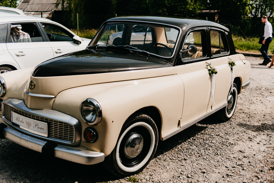 stylowy samochód do śłubu, fso warszawa 224, 