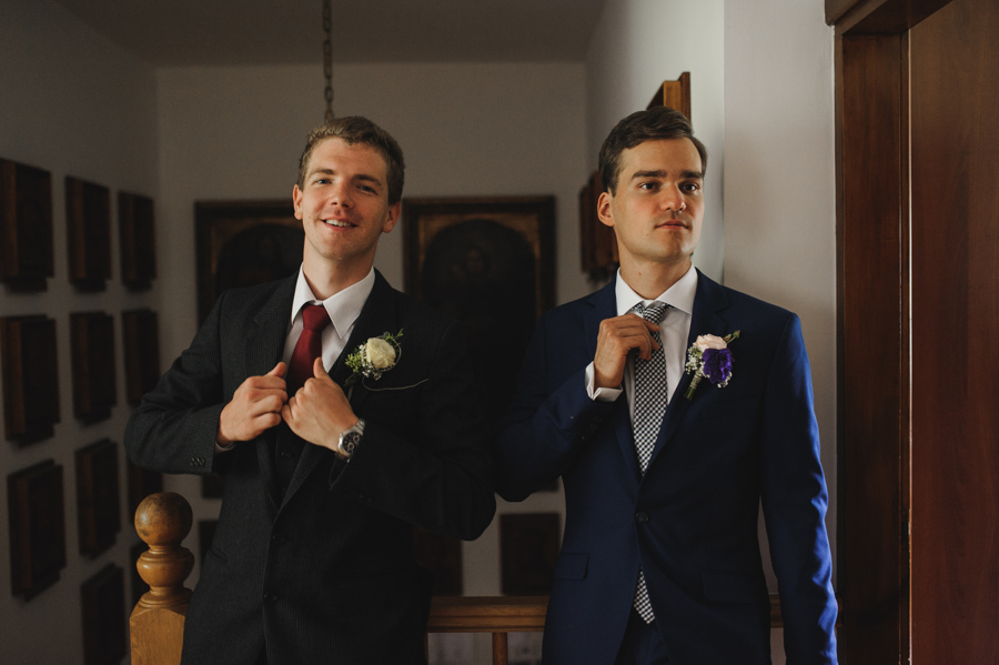 przygotowania lusto garnitur krawatka