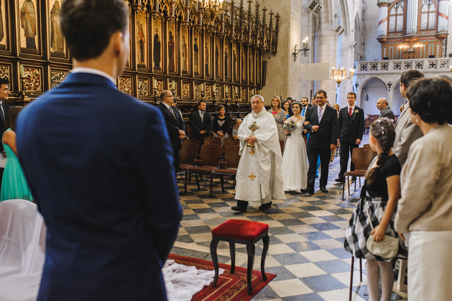 ksiadz tata pani mloda kosciol