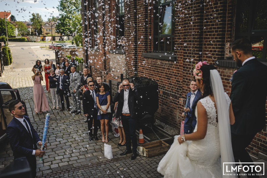 konfetti powitanie goscie zdjecia