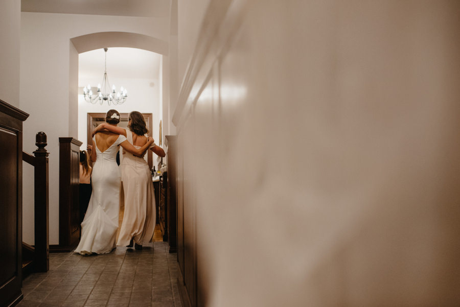 taniec siostry sciana