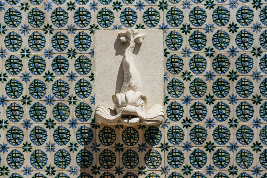 plaskorzezba detal ryba