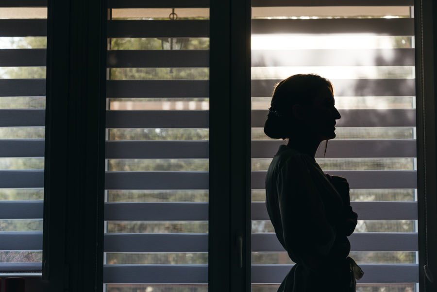 panna młoda przygotowuje się do ślubu, fotografia ślubna Bochnia