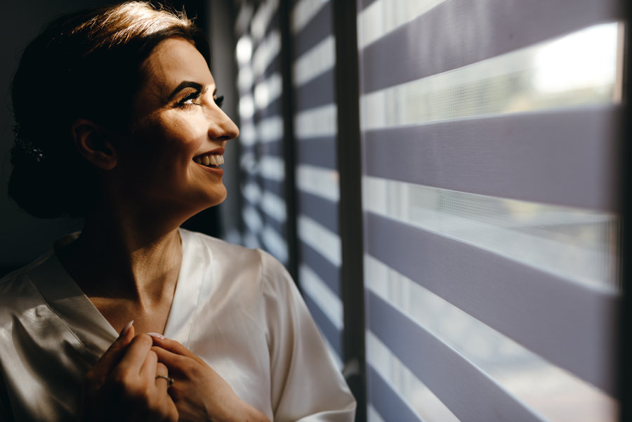 portret panny młodej, low key, fotografia ślubna Bochnia
